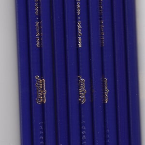 New Crayola Colored Pencils 12 Count PURPLE - FREE SHIPPING