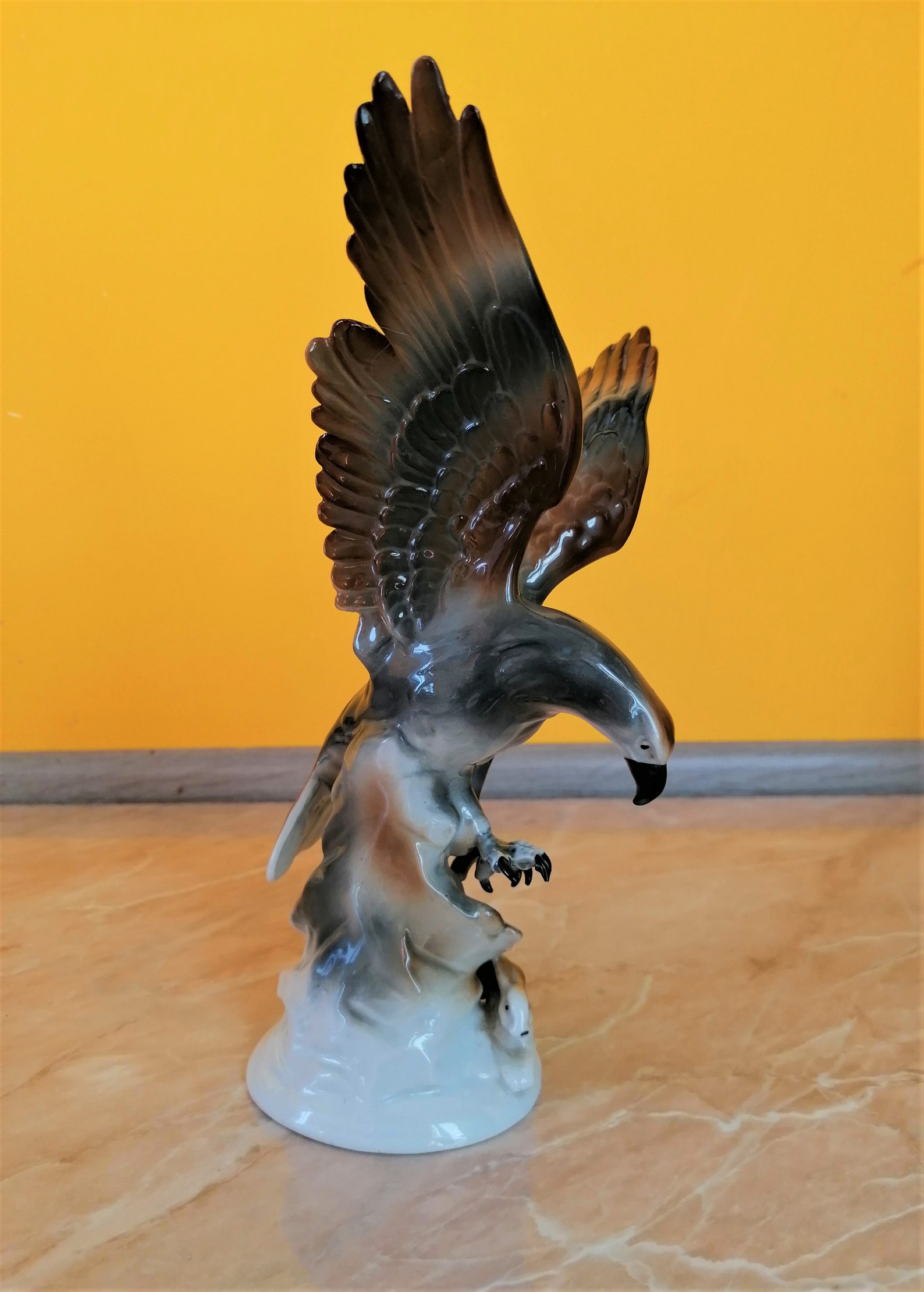 Large eagle figurine Vintage porcelain eagle figurine East Etsy