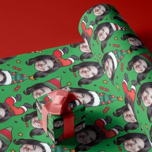 Crazy Elf Cap Your Face su carta da regalo, divertente foto personalizzata di Natale, migliori sacchetti regalo di Natale, rotolo di carta da regalo verde da 24" di larghezza
