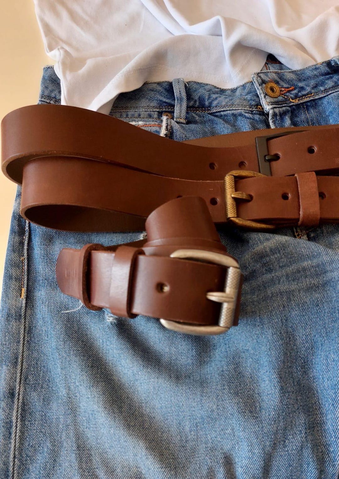 Handmade Full Grain Leather Belt: 38mm Wide, Stainless Steel  display picture 3