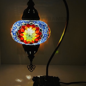 Handcrafted Turkish Mosaic Table Lamp: Unveiling the East&#39;s Enigmatic Glow