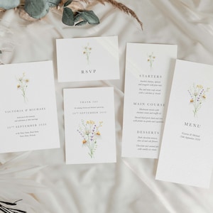 Simple Daisy Wedding Invitations