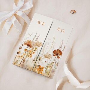 Autumn Gatefold Wedding Invitations, Wildflower Rustic Boho Invite, Brown Floral Fall Wedding Invitations, Personalized Invite Suite zdjęcie 3