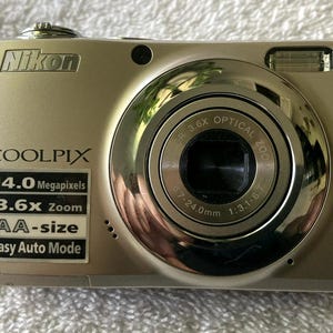 Nikon COOLPIX L24 14 MP Digital Camera