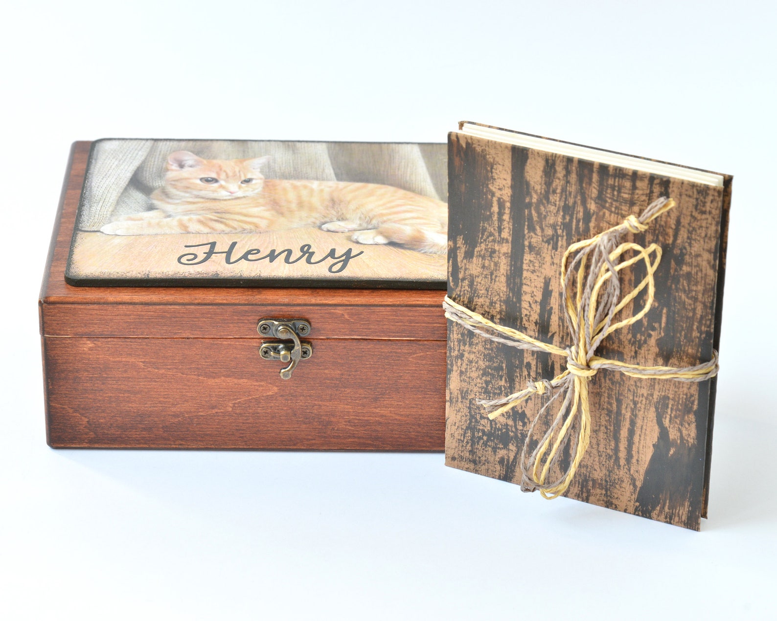 Set Personalized cat memorial box with matching photo album Etsy
