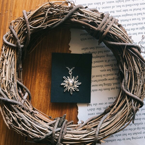 Shadow and Bone Necklace Etsy