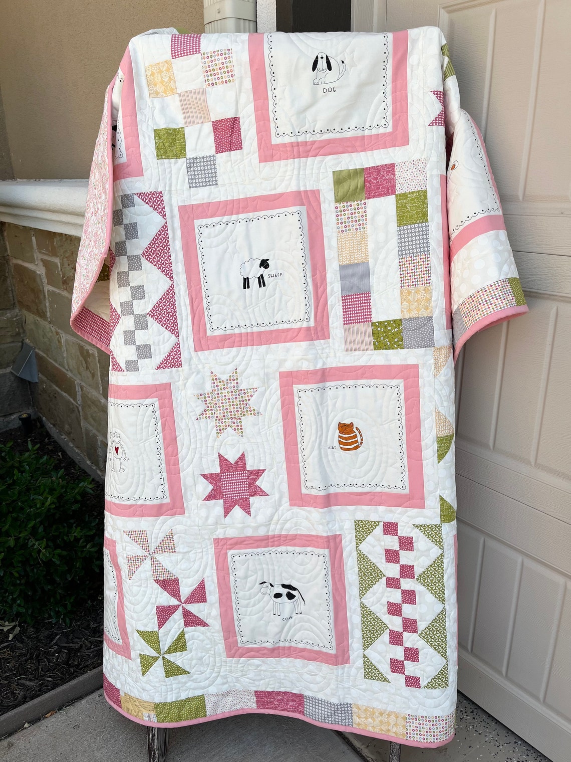 ANIMAL CRACKERS in a Box Pastel Moda Charm Quilt Kit Etsy