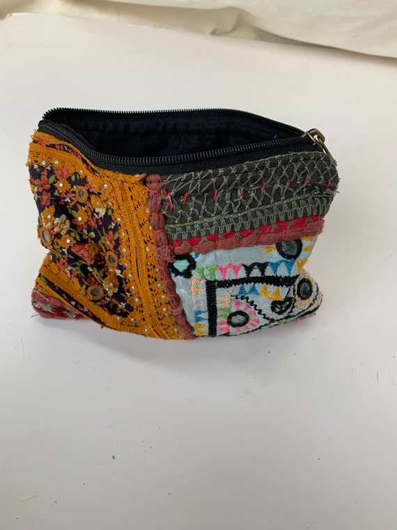 Hand Embroidered Rajasthani Coin Purse Hand Embroidered Rajasthani Coin Purse