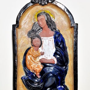MCM Madonna und Kind Glasierte Terrakotta Wandplakette - Vintage Pottery Mary Jesus Relief Hang Art - Mutter & Kind Steingut Dekor