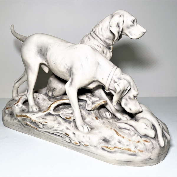 Grande sculpture royale de chiens de chasse Dux - Antique Bohemia Porcelain Group Setter Pointer Dogs Hare Figurine - vintage Czech Hounds Statuette