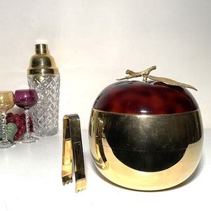 Freddo Therm Apfel Eiskübel - Vintage Schweizer Vergoldeter Eiskübel Candy Jar von Hans Turnwald - Retro Big Apple + Tong Bar Cart Mancave Display