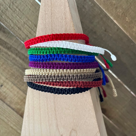Amazon.com: Friendship Bracelet String 50 Skeins Rainbow Color Embroidery  Floss Cross Stitch Embroidery Thread Cotton Floss Bracelet Yarn, Craft  Floss : Arts, Crafts & Sewing