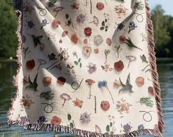 Woven Blanket Tropical Flower 100% Cotton Fringe Blanket Floral Throw Blanket Tapestry in Vintage Style. Housewarming Gift for Mom
