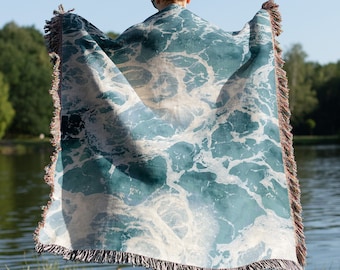Manta tejida costera, decoración náutica para casa de playa, manta con textura de agua azul aguamarina, tapiz con flecos, regalo retro para inauguración de casa para mamá