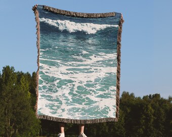 Manta tejida costera, decoración náutica para casa de playa, textura de agua azul aguamarina, manta con flecos, tapiz, regalo retro para inauguración de casa para mamá