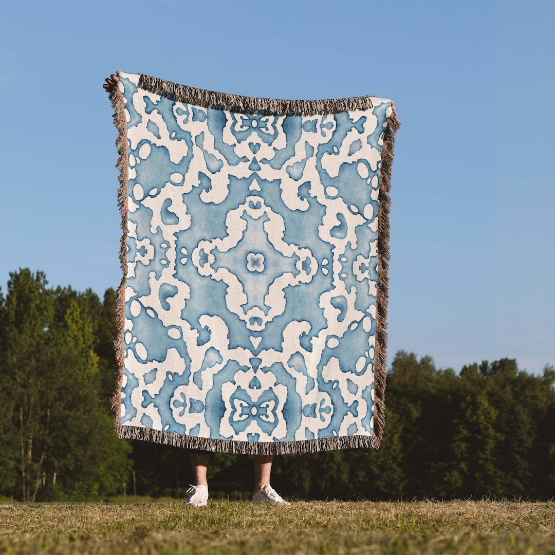 Blue White Woven Blanket Hampton Style Blanket Gift Abstract Etsy