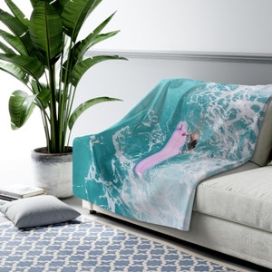 Surfing Beach Blanket Hawaii Beach House Decor Sherpa Fleece Blanket Aqua Blue Coastal Throw Blanket Housewarming Gift for Surfers