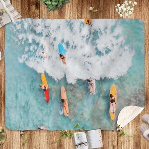 Surfing Beach Blanket Hawaii Beach House Decor Sherpa Fleece Blanket Aqua Blue Coastal Throw Blanket Housewarming Gift for Surfers