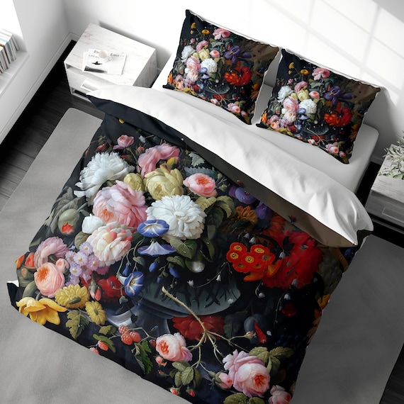 Bettwäsche-Set „Malerisches dunkles Blumenmuster“ aus 100 % Baumwollsatin im Cottagecore-Landhausstil. Luxuriöse Bettwäsche in den Größen King, Queen, Full, Double und Twin