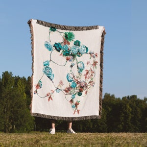 Floral Woven Blanket Farmhouse Boho Fringe Blanket 100% Cotton Wildflower Throw Blanket Tapestry Housewarming Gift for Mom