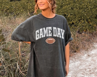 Game Day Shirt Football Fan Shirt Oversized Sports Tee Vintage Style Football Shirt Tailgate Clothes Comfort Colors TShirt Dress Varsity Tee