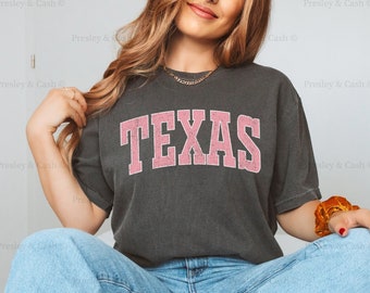 Vintage Style Texas Shirt Oversized Comfort Colors Tee Summer Beach Clothes Coconut Girl Aesthetic Cute Game Day Outfit Trendy Varsity Shirt