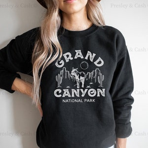 Grand Canyon Sweatshirt National Park Shirt Outdoor Shirt Western Fashion Arizona Sweatshirt Vintage National Park Tee Road Trip Crewneck Black