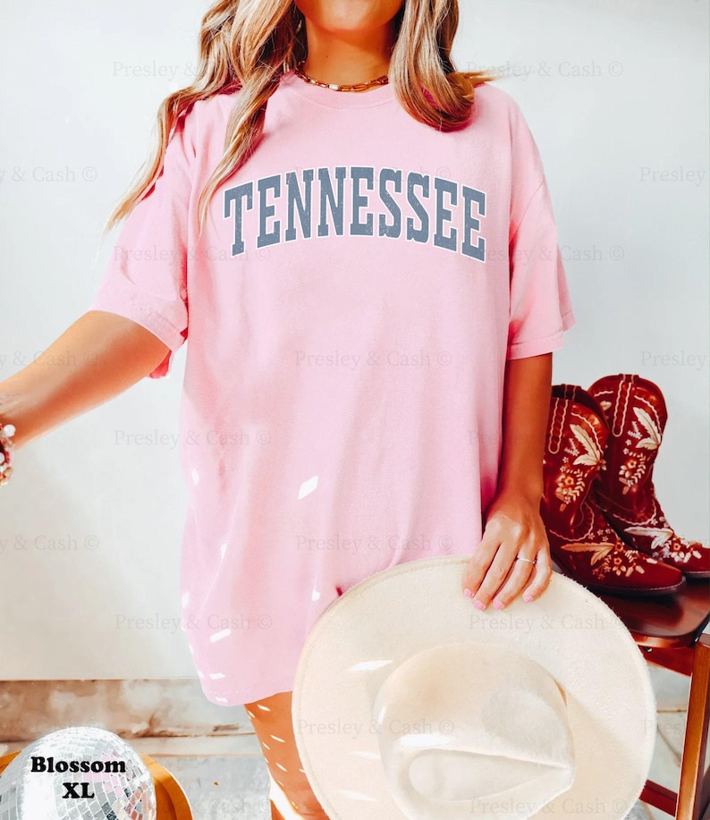 Vintage Style Tennessee Shirt Oversized Comfort Colors Tee Trendy Coconut Girl Aesthetic Cute Summer Beach Clothes Preppy Game Day Outfit Blossom