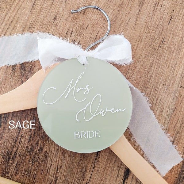 Sage Bridesmaid Name Tags, Acrylic Round Tags with Chiffon Ribbon, Acrylic Bridesmaid Hanger Tag for Wedding day