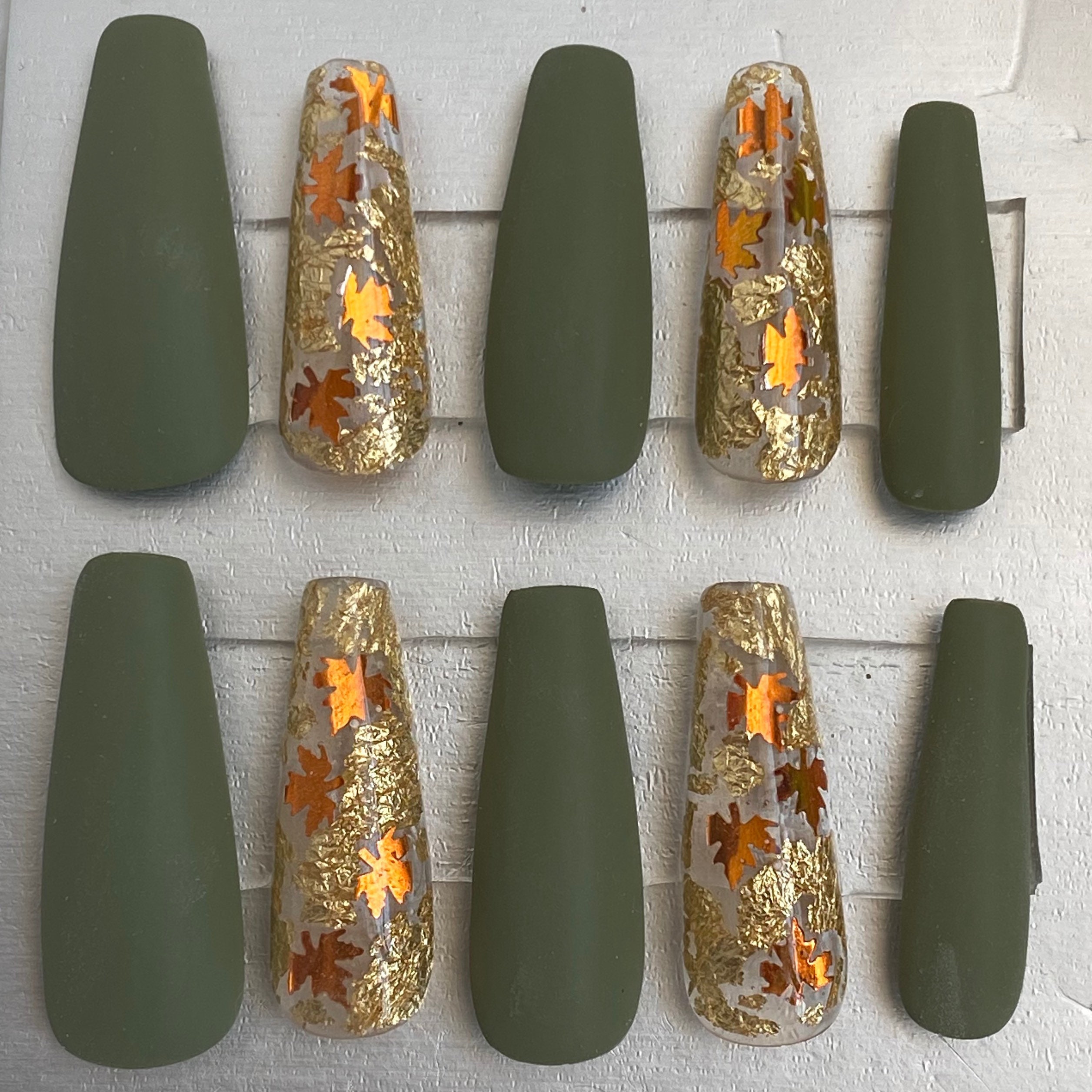 Coffin Green And Gold Nails - wscws0i