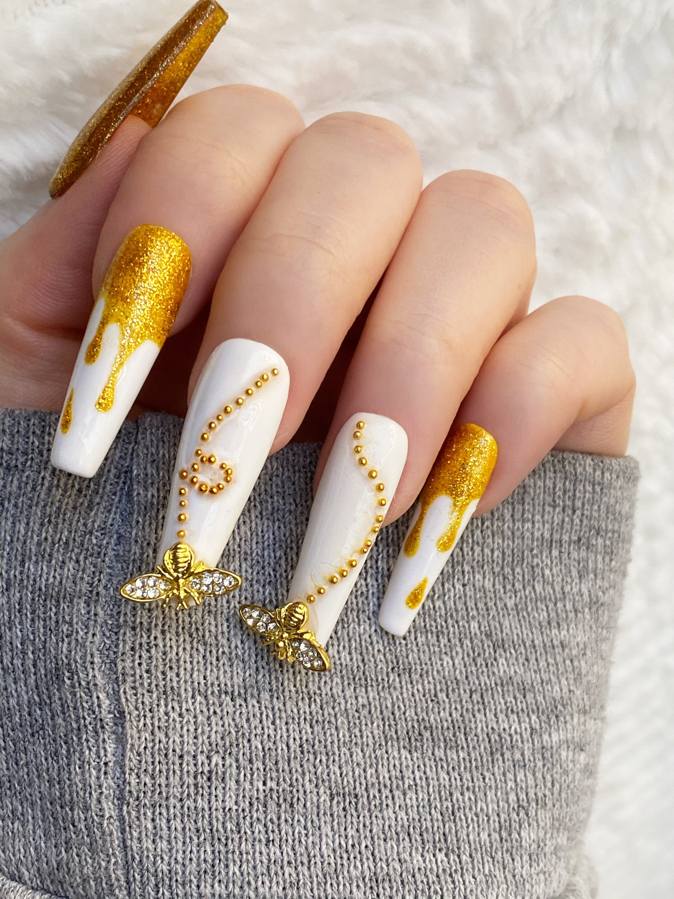 Ready to Ship Size Small 3D White & Gold Press on Nails in - Etsy