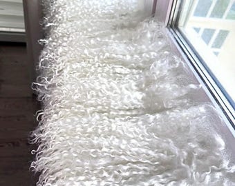 Mohair lavé biologique pour cheveux de poupée 10-12" de long / polaire Teeswater