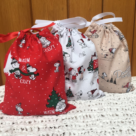 Handmade Snoopy Christmas Cotton Gift Bag: Reusable Party Bags