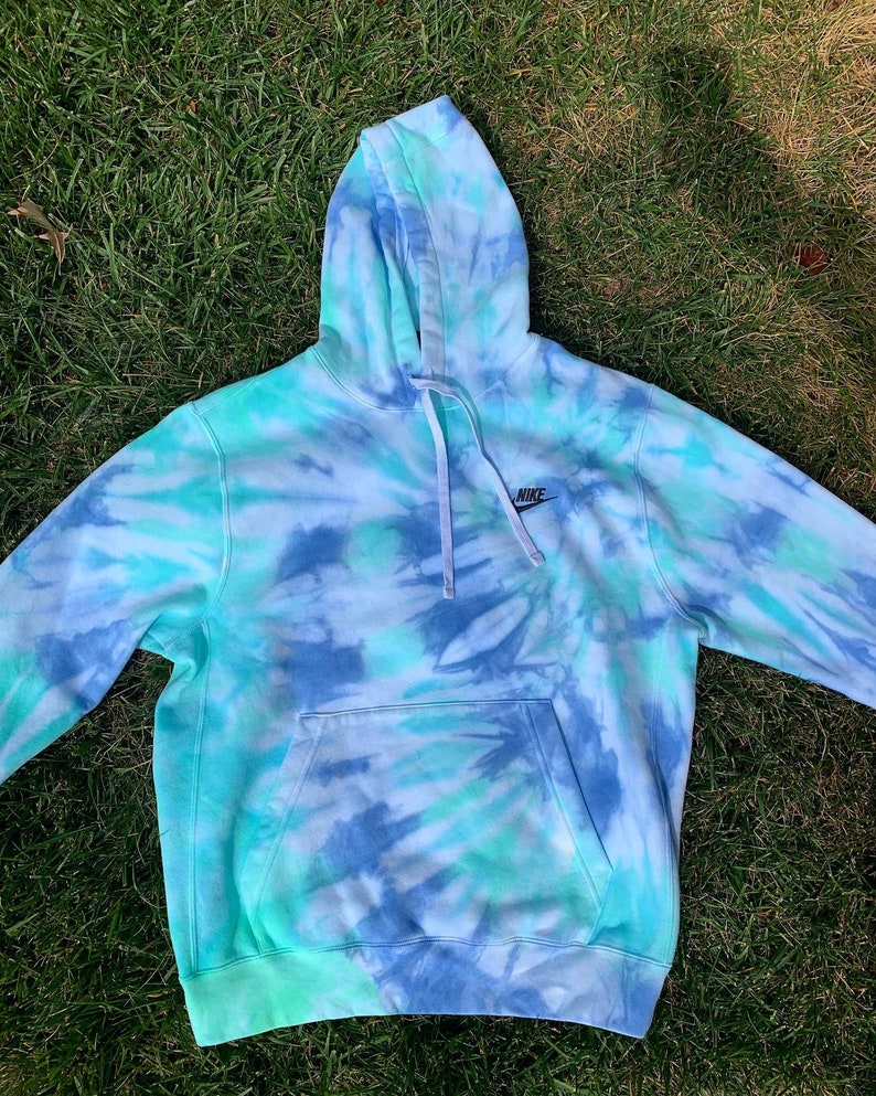 tie dye nike hoodie pink