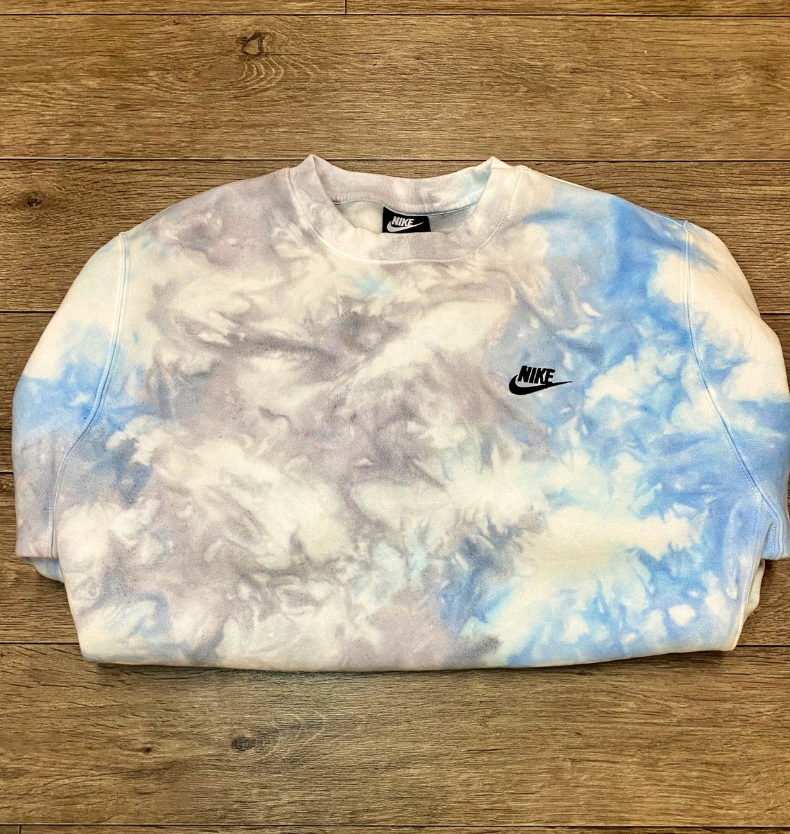 T-shirt Nike Sportswear Premium Essentials Men's Tie-Dyed T-Shirt
