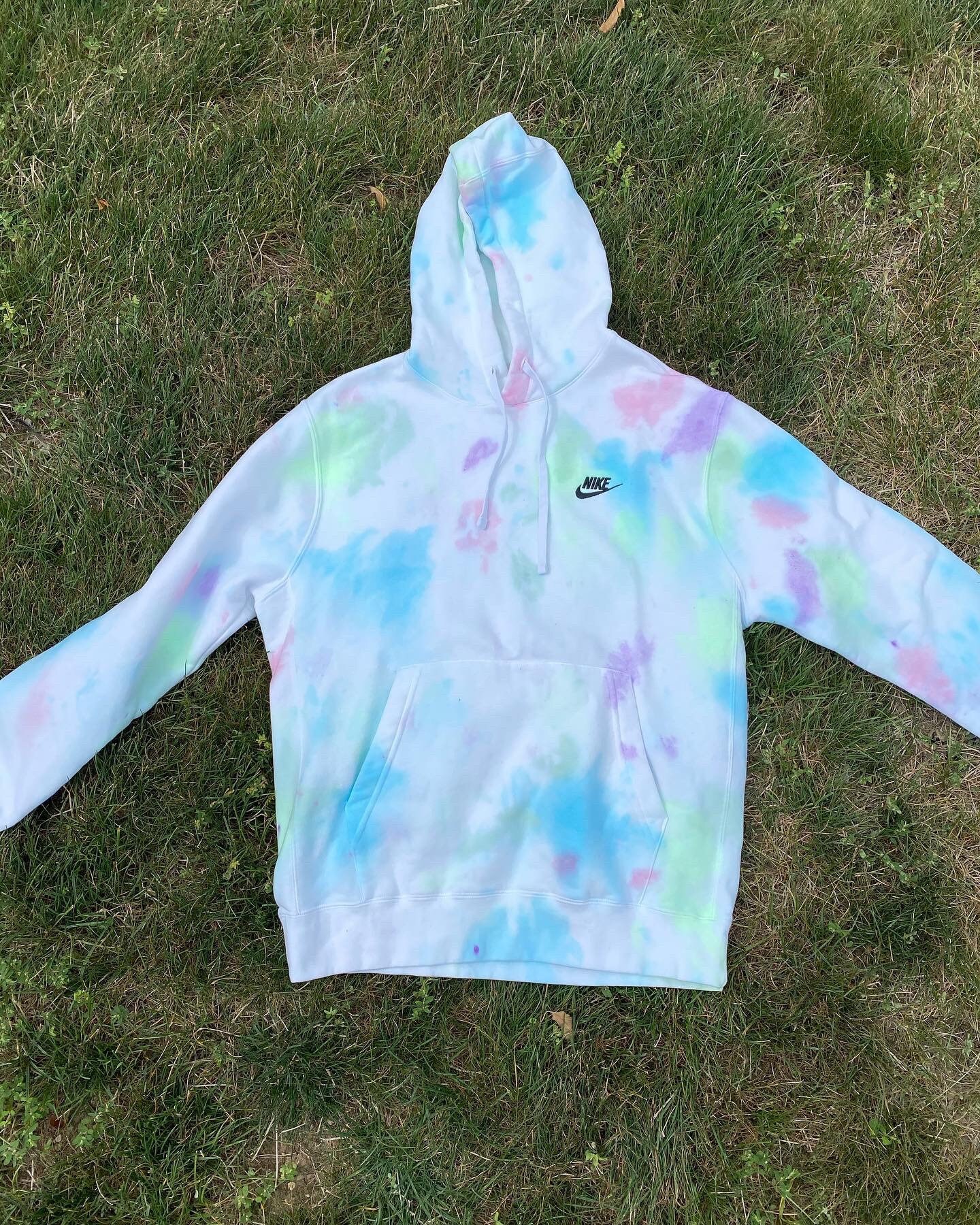 mens nike tie dye sweatshirt