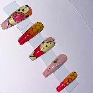 Press on nails