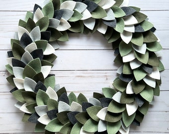 Contemporary Neutral Felt Wreath, Front Door Felt Wreath, Housewarming Present, Gift for Her, Boxwood , Shallow Depth