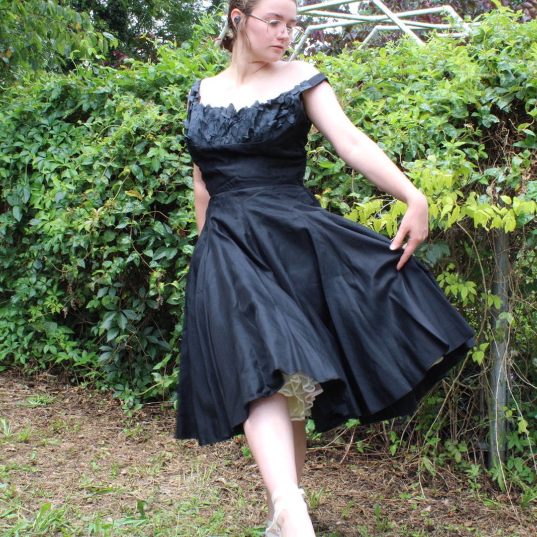 Black Swan Prom Dresses Halloween Outfit Ideas Masquerade Semi Formal  Dresses Black Swan