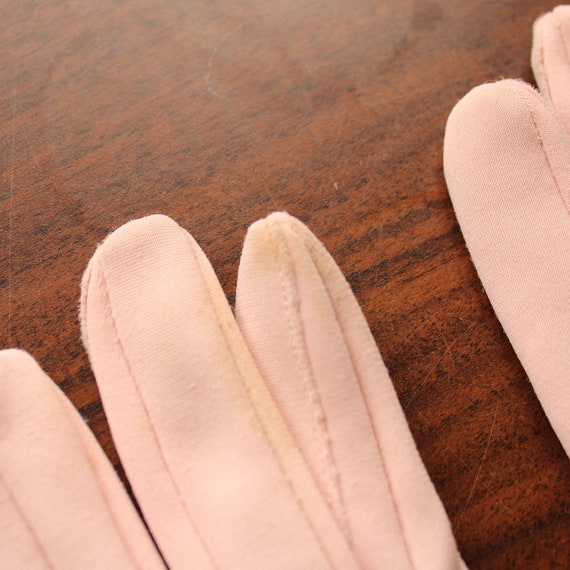 vintage baby pink 1950s/1960s gloves / formal pro… - image 6