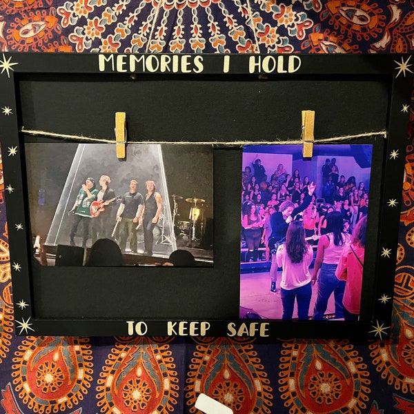 Clothesline Picture Frame (5sos Best Friends)