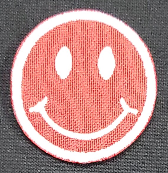 Smiley Face Emoji 5 Pack Embroidered Iron-on/sew-on Patches  display picture 1