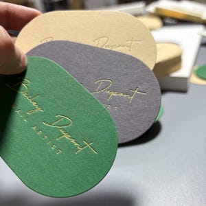 Oval Gold Foil Business Cards - Custom Luxury Green & Grey Die-Cut Calling Cards | Modern Minimalist Elegant Design | Premium Unique