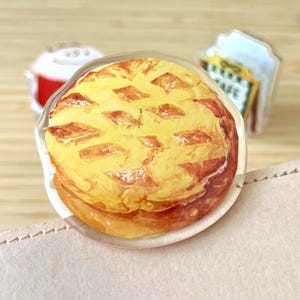 Pineapple Bun Acrylic Clip | Hong Kong Food Stationery