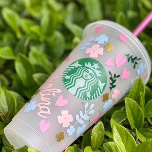 Customizable flower cup with pastel colors Starbucks ice cup  / mother’s gift /Valentine's Day | Personalized engagement gift|  bridesmaid