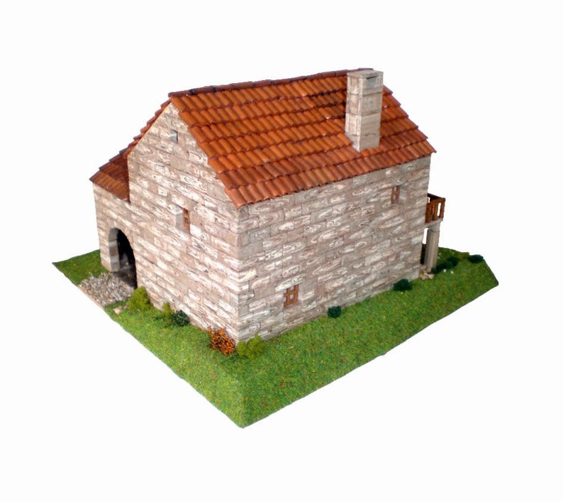 CUIT Ceramic Building Construction Kit, Traditional Galician House 1:87 image 2