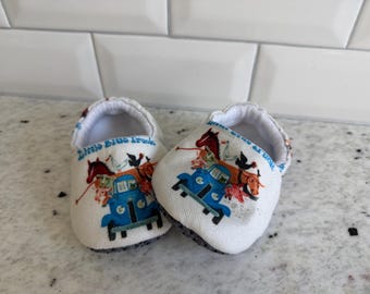 Handmade Soft Sole Baby Shoes | Non-Slip Toddler Booties | Newborn Gift | Kids House Booties