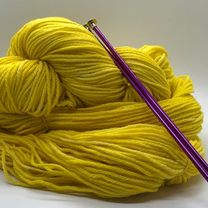 Hand Dyed Worsted Yarn Soft Yellow 4 ply Non Superwash Merino Wool