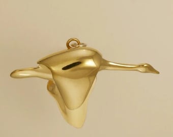 Colgante con dije de ganso volador chapado en oro o plata esterlina, regalo para él, ella, mamá, día de la madre, papá, día del padre, novio, novia, esposo