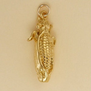 GOLD PLATED or STERLING Silver Corn Cob Charm Pendant Gift for Him Her Mom Mother&#39;s Day Dad Father&#39;s Day Boyfriend Girlfriend Husband Wife